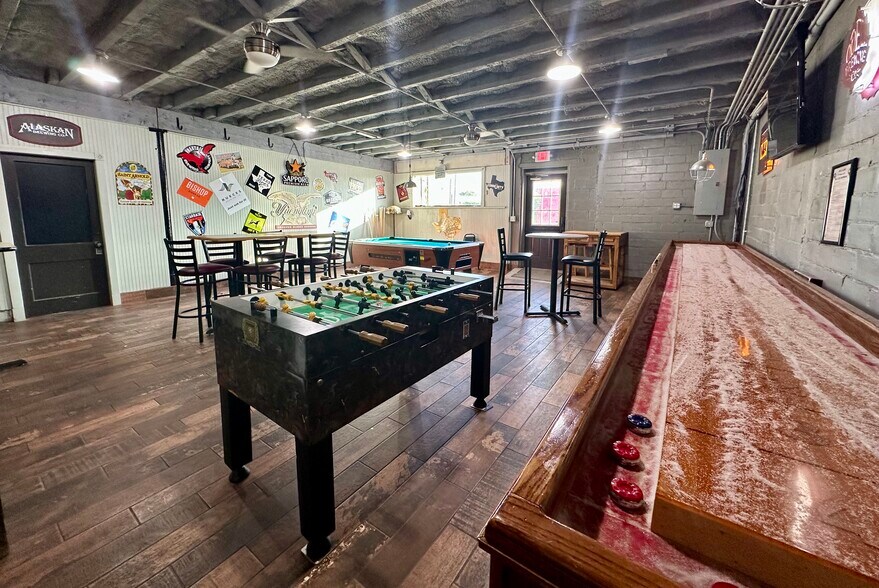 More Photos Of 130 E Goodnight Ave, Aransas Pass Restaurant For Sale