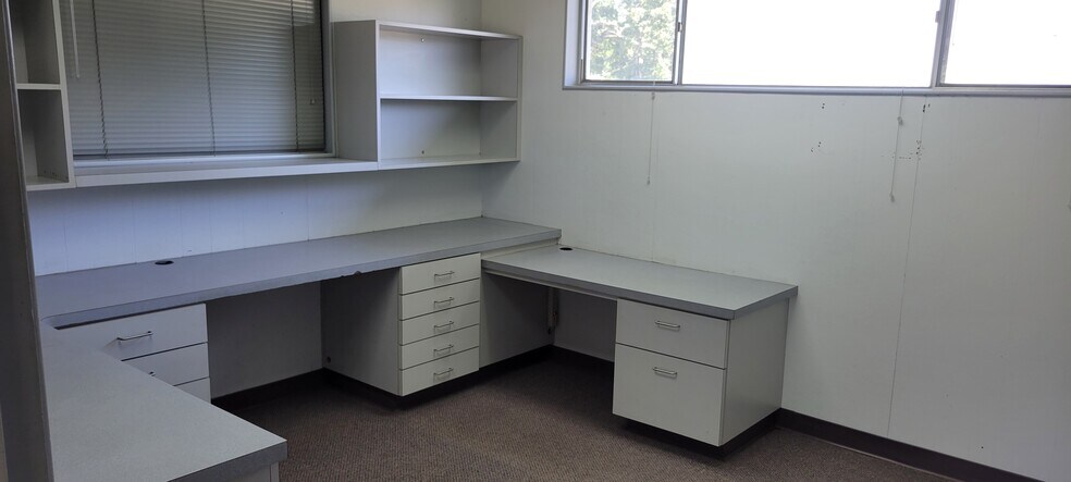 More Photos Of 2820 E Marshall Ave, Longview Land For Lease