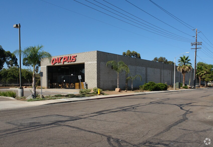 More Photos Of 690 N 2nd St, El Cajon Freestanding For Sale