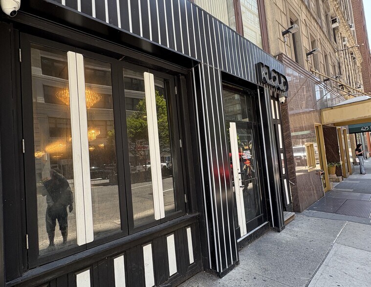More Photos Of 433 Park Ave S, New York Office Residential For Lease