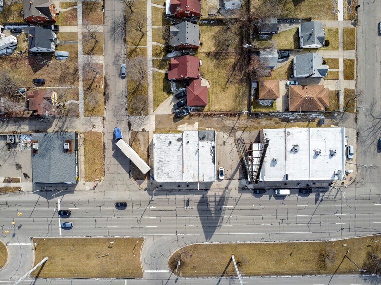 More Photos Of 12744 E 8 Mile Rd, Detroit General Retail For Sale