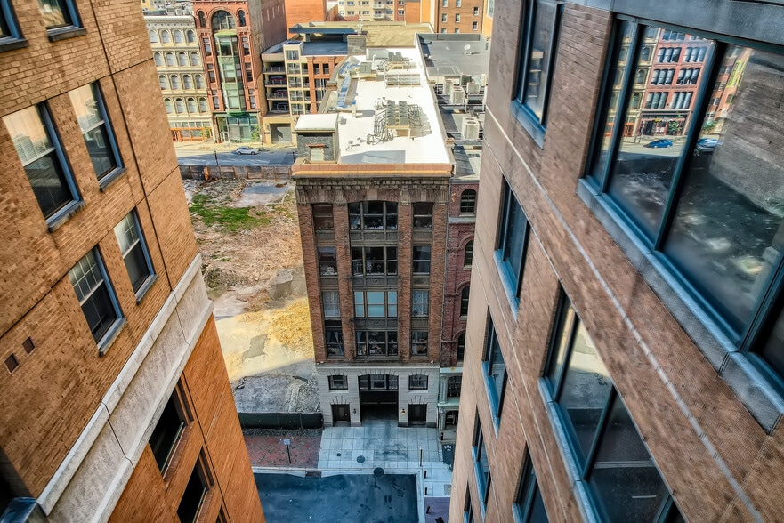 More Photos Of 311-313 W Baltimore St, Baltimore Apartments For Sale