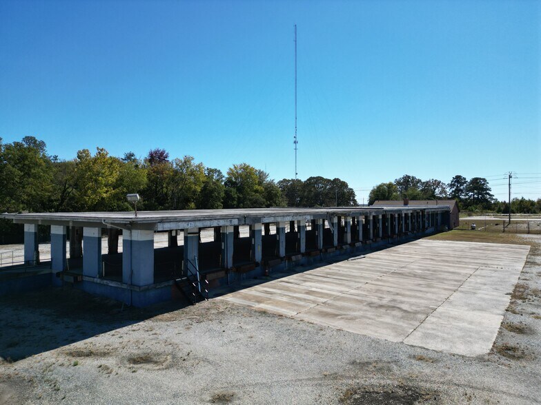 More Photos Of 475 Guy Paine Rd, Macon-Bibb Truck Terminal For Sale