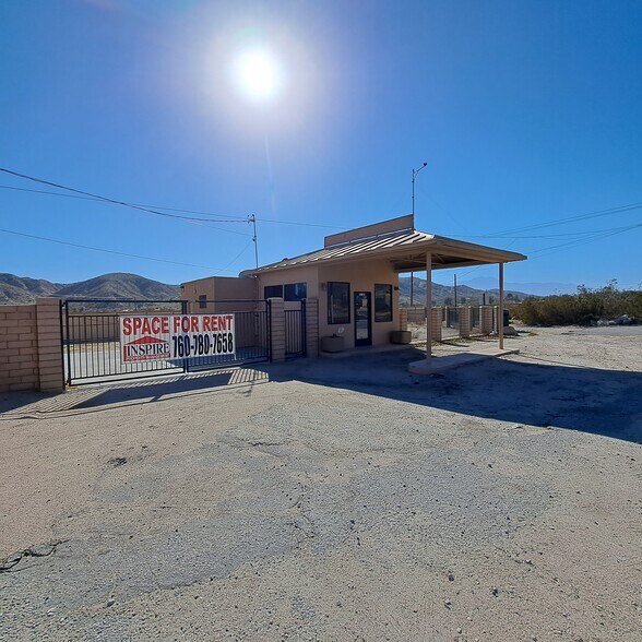 More Photos Of 51607 29 Palms Hwy, Morongo Valley Storefront For Lease