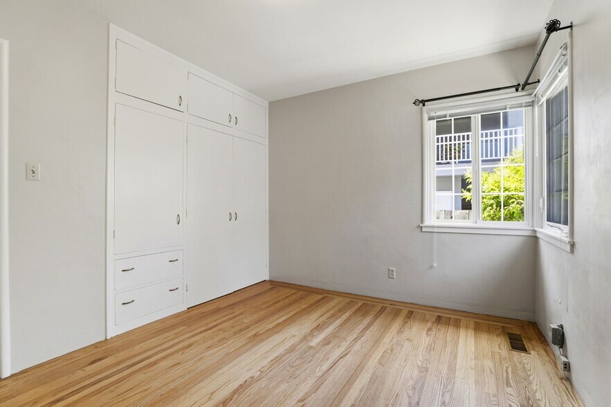 More Photos Of 938 Alice Ln, Menlo Park Multifamily For Sale