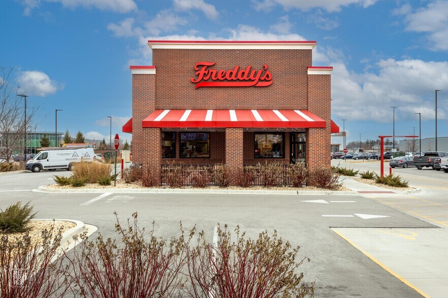 More Photos Of 80 63rd Street, Westmont Fast Food For Sale