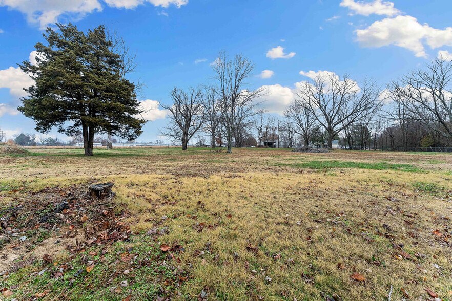 More Photos Of 290 Hallack Ln, Pea Ridge Land For Sale