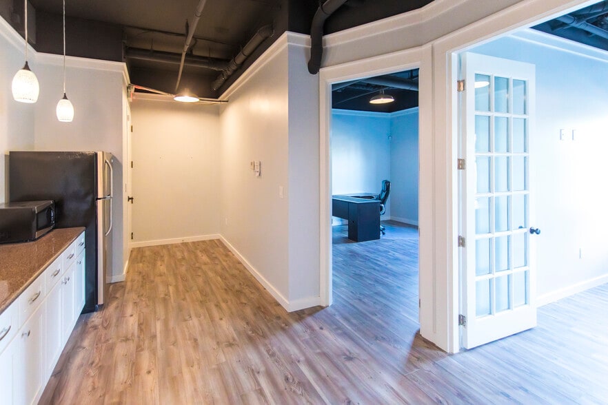 More Photos Of 2050 W County Hwy 30A, Santa Rosa Beach Apartments For Sale