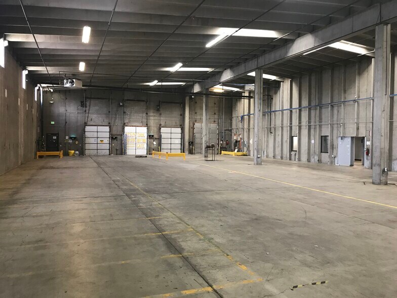 More Photos Of 9335-9345 Elm Ct, Federal Heights Manufacturing For Sale