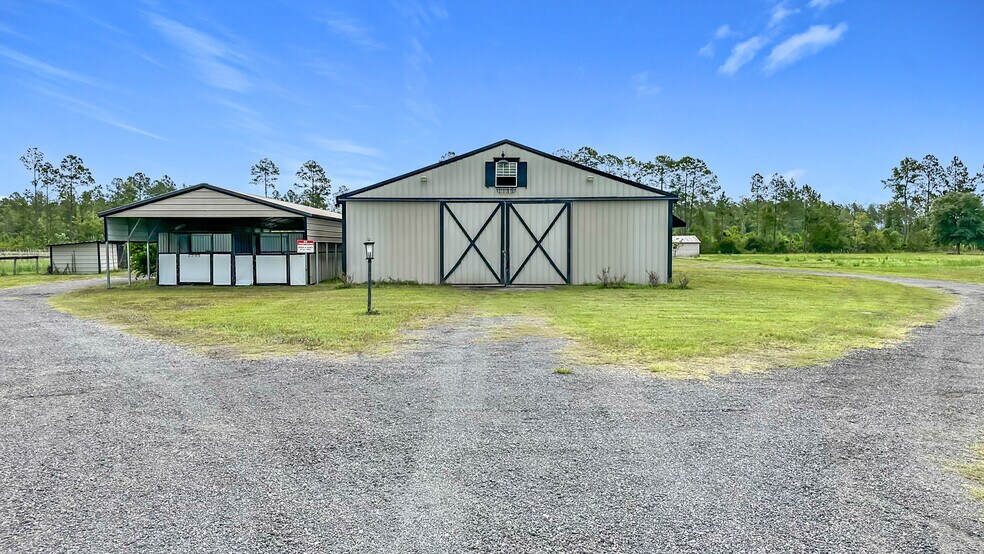 More Photos Of 46700 Middle Rd, Callahan Land For Sale