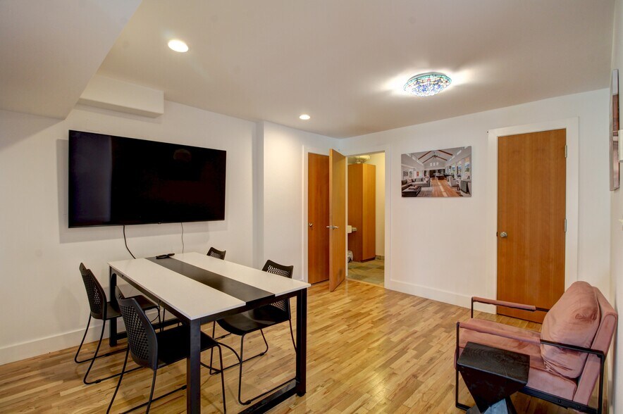 More Photos Of 5420 Arapahoe Ave, Boulder Office For Sale