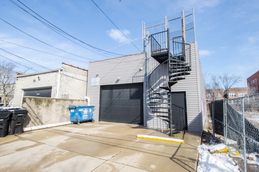 More Photos Of 2919 W Irving Park Rd, Chicago Office Residential For Sale