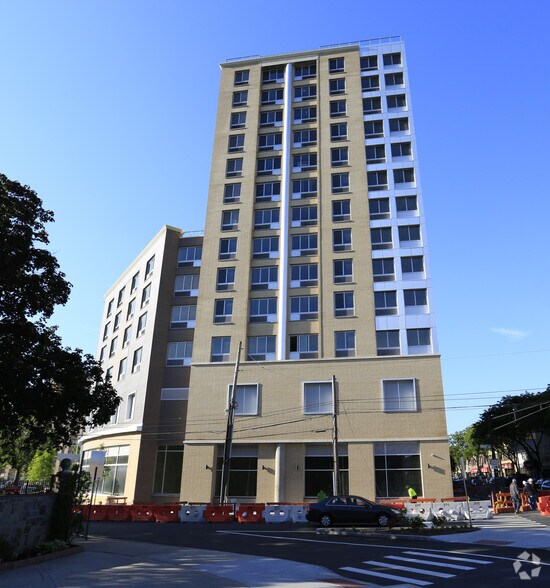More Photos Of 203 Gramatan Ave, Mount Vernon Multifamily For Sale