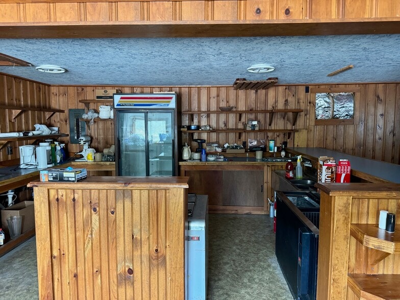 More Photos Of 382 Water St, Guilford Hotel For Sale