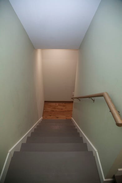More Photos Of 705 Main St, Ridgeway Freestanding For Sale