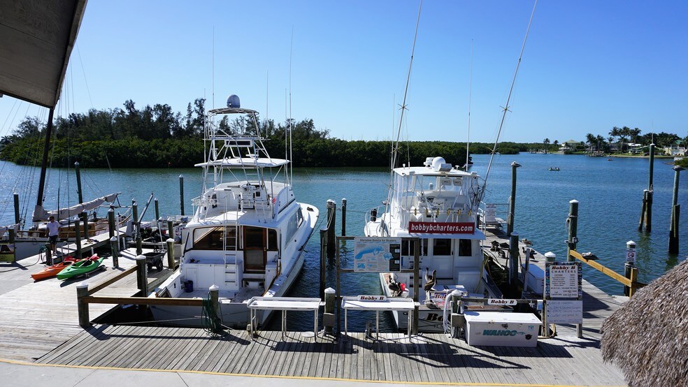 More Photos Of 18400 San Carlos Blvd, Fort Myers Beach Marina For Sale