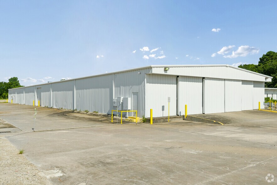 More Photos Of 11939 Aldine Westfield Rd, Houston Unknown For Lease