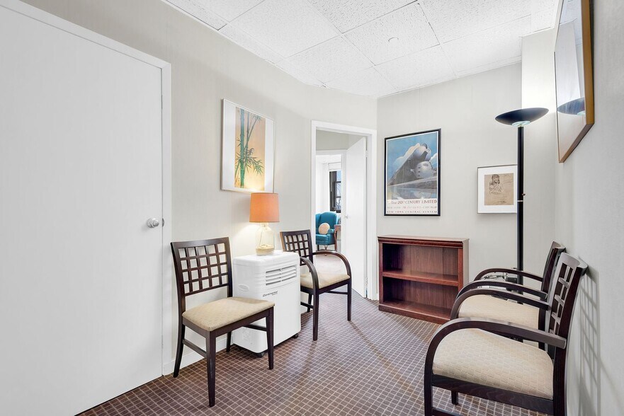 More Photos Of 142-144 Joralemon St, Brooklyn Office For Sale