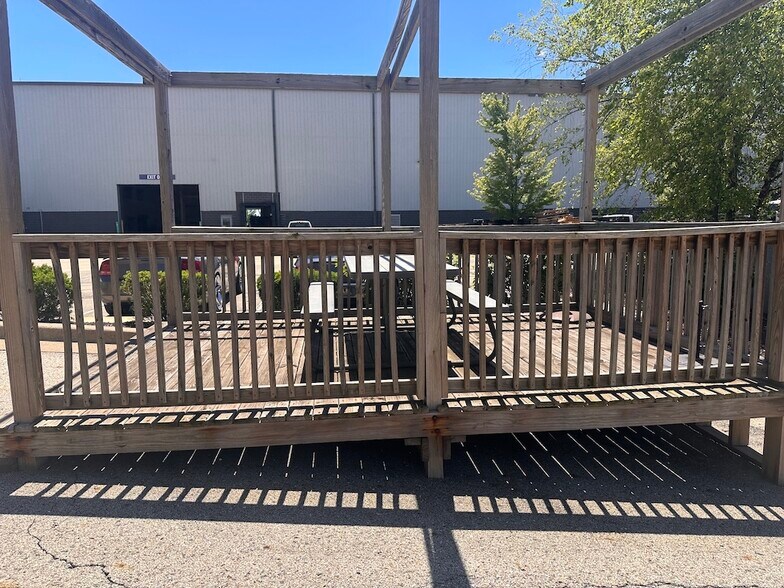 More Photos Of 5801 Weller Ct SW, Wyoming Warehouse For Lease