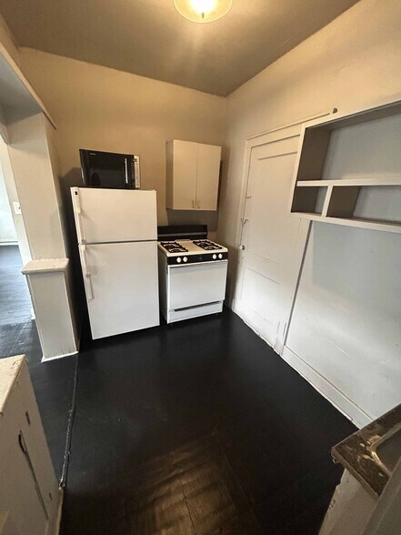 More Photos Of , Kansas City Multifamily For Sale