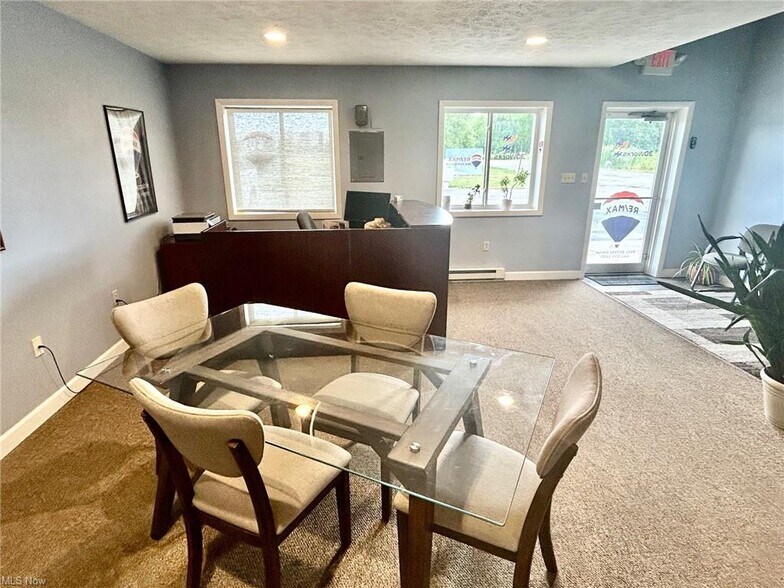 More Photos Of 32961 Pin Oak Pky, Avon Lake Flex For Sale