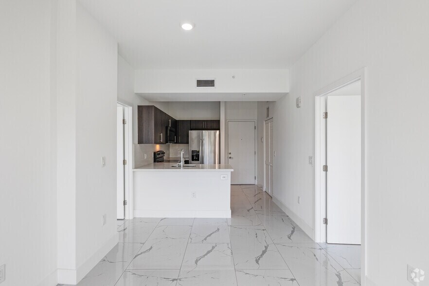 More Photos Of 1 Curtiss Pky, Miami Springs Apartments For Sale