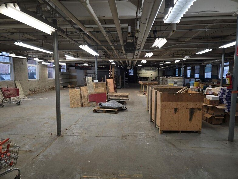 More Photos Of 209 Main St, Charlestown Storefront Retail Office For Lease