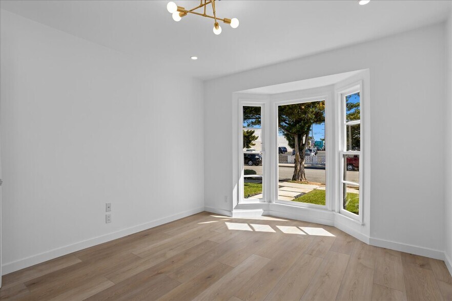 More Photos Of 2218 24th St, Santa Monica Apartments For Sale