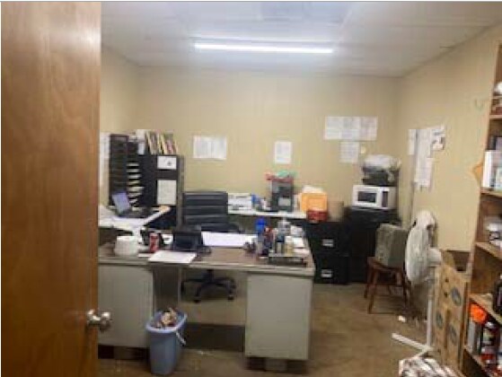 More Photos Of 471 County Road 740, Dumas Warehouse For Sale