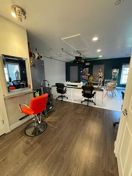 More Photos Of 3380 Trickum Rd, Woodstock Office Residential For Sale