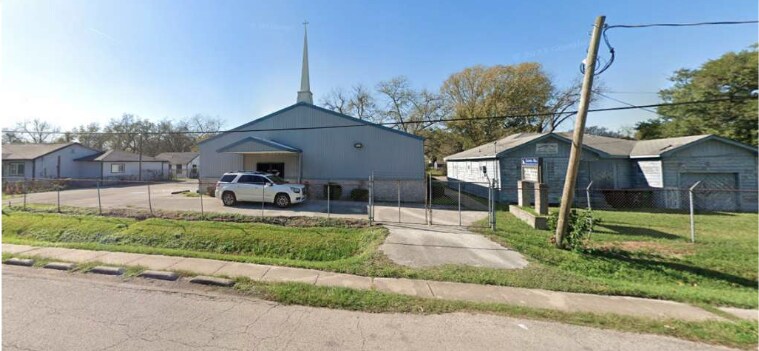 Primary Photo Of 3917 Wipprecht St, Houston Religious Facility For Sale