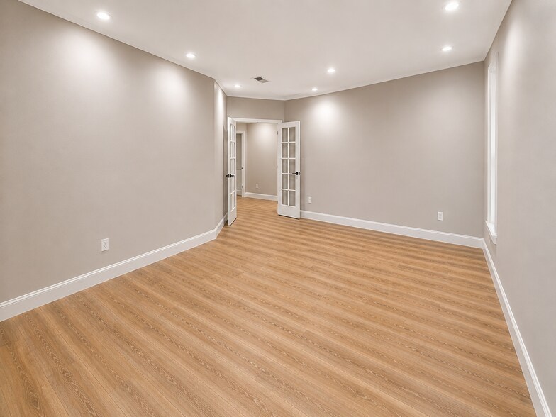 More Photos Of 230 N Park Blvd, Grapevine Medical For Lease
