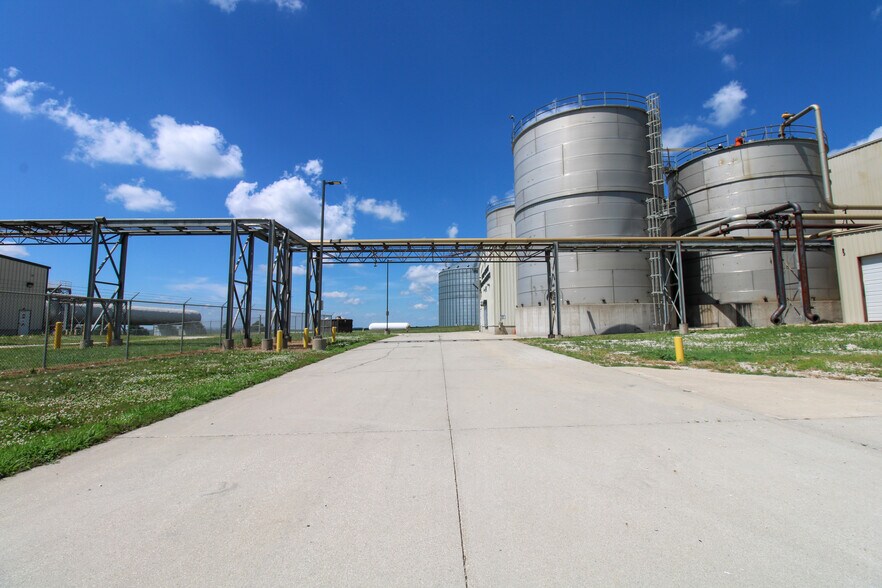 More Photos Of 6059 159th St, Galva Food Processing For Sale