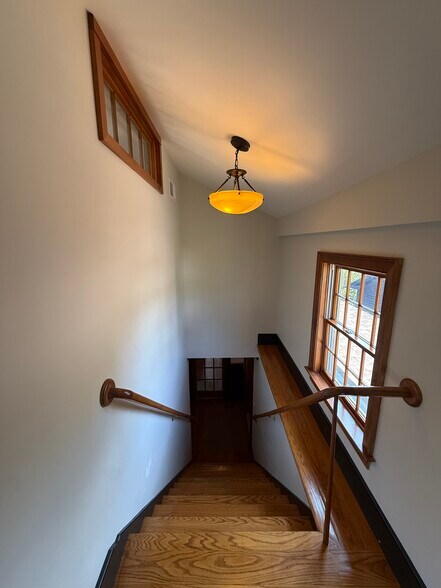 More Photos Of 931 Main St, South Glastonbury Office For Lease