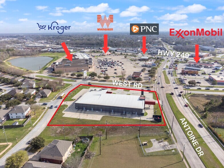 More Photos Of 9802 Antoine Dr, Houston Storefront Retail Office For Lease