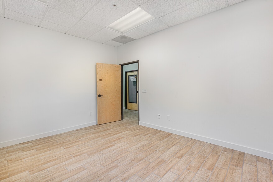 More Photos Of 4867 Old Redwood Hwy, Santa Rosa Healthcare For Lease