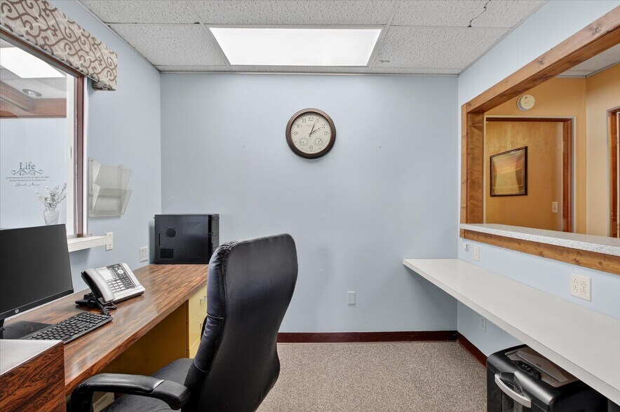 More Photos Of 820 N Pine River St, Ithaca Healthcare For Sale