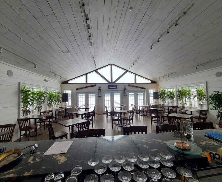 More Photos Of 3068 Muskoka Rd 169, Muskoka Lakes Restaurant For Sale