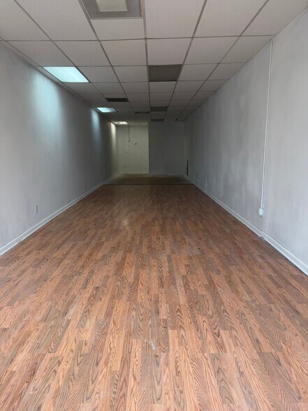 More Photos Of 5058-5966 Warner Ave, Huntington Beach Unknown For Lease