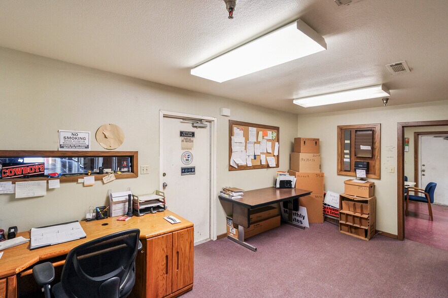 More Photos Of 2005 E 6th Ave, Stillwater Industrial For Sale