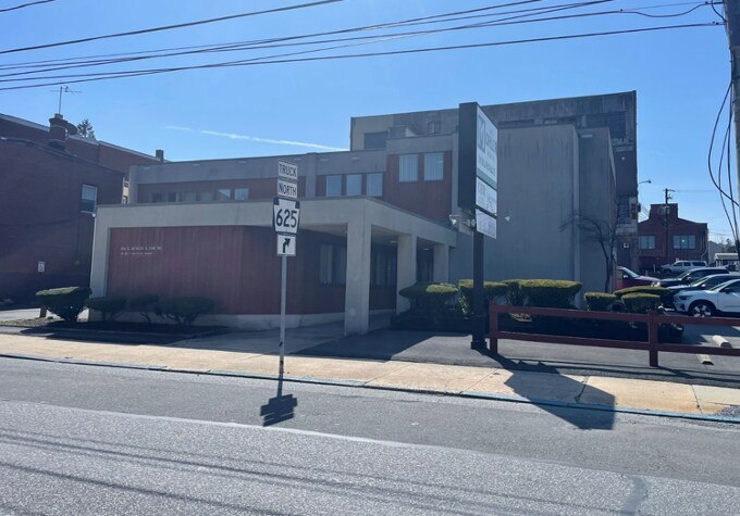 More Photos Of 20 W Lancaster Ave, Shillington Office For Sale