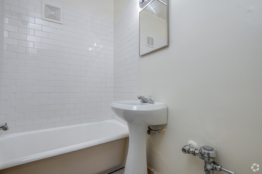 More Photos Of 1835 N 2nd St, Milwaukee Apartments For Sale