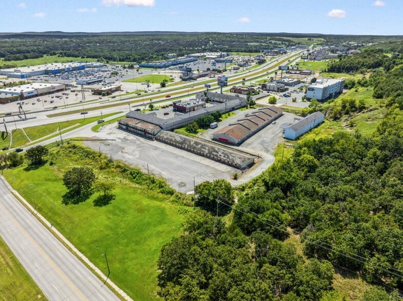 More Photos Of 419 S George Nigh Expy, Mcalester Hotel For Sale