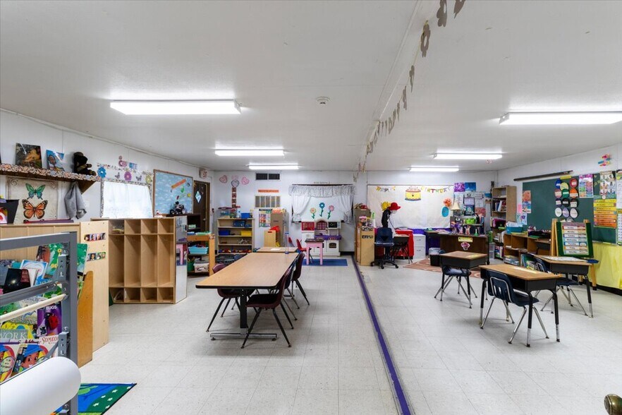 More Photos Of 2365 County Line Rd, Atlanta Daycare Center For Sale