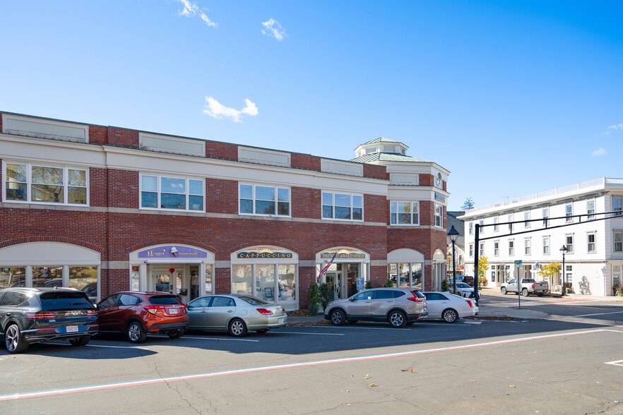 More Photos Of 19 Main St, Hingham Storefront Retail Office For Lease