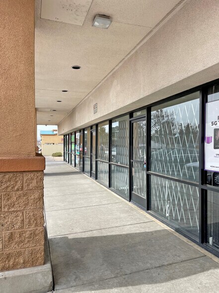More Photos Of 1033-1043 E Avenue J, Lancaster General Retail For Lease