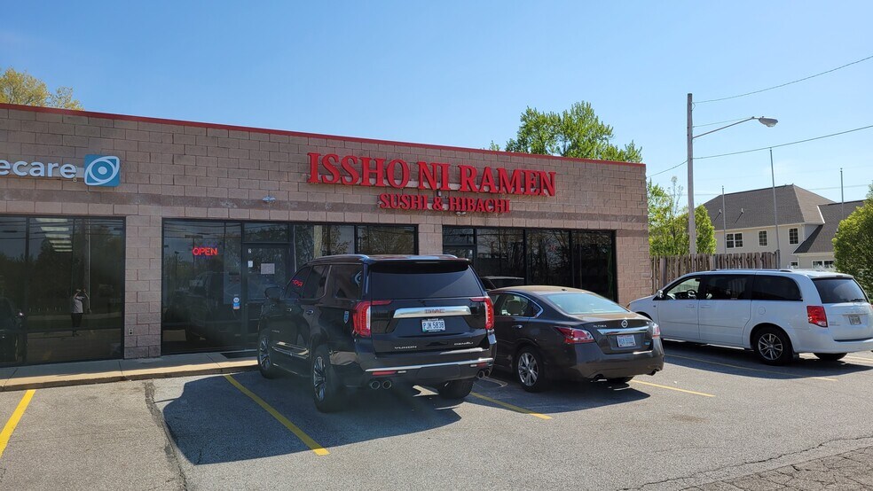 More Photos Of 34302 Euclid Ave, Willoughby General Retail For Lease
