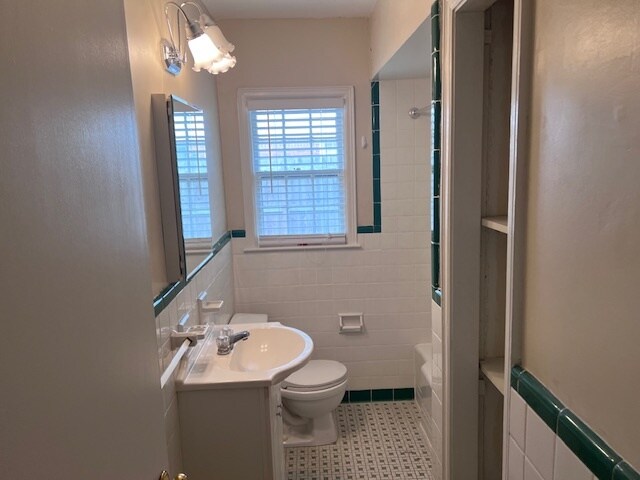 More Photos Of 3646 Walnut Grove Rd, Memphis Apartments For Sale