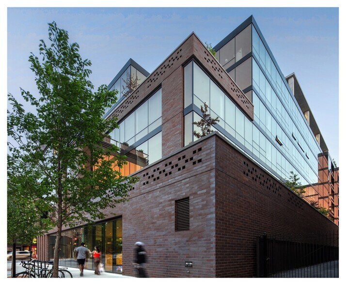 More Photos Of 3460 N Broadway St, Chicago Apartments For Lease