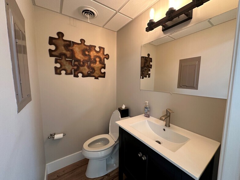 More Photos Of 2815 Monroe Ave, Rochester Storefront Retail Office For Lease